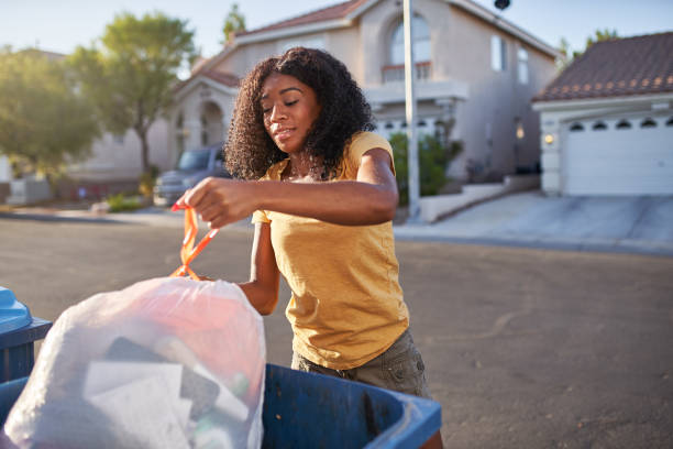 Best Construction Debris Removal  in Bardonia, NY